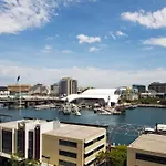 She35 - Cbd Darling Harbour Views With Pool & Gym Access