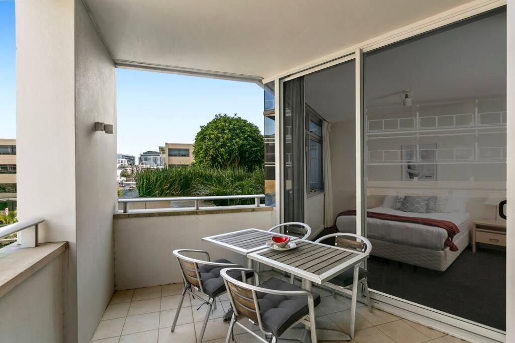 She35 - Cbd Darling Harbour Views With Pool & Gym Access